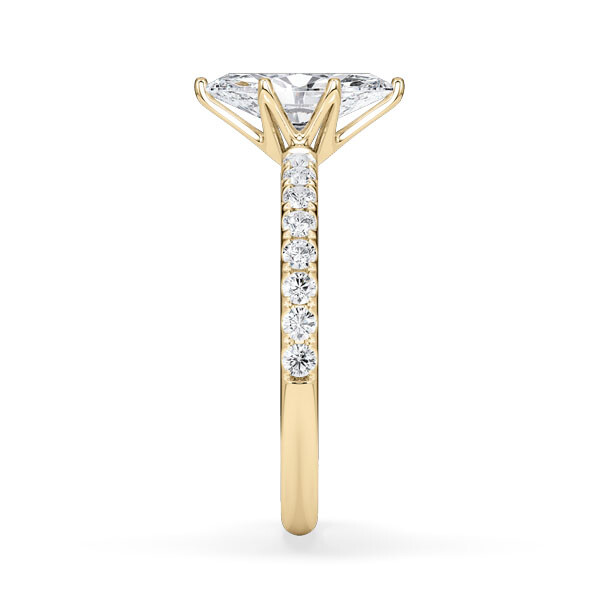 Hollywood Ring Marquise Diamant Gelbgold Rubin 1882