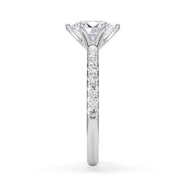 Hollywood Ring Oval Diamant Platin Rubin 1883