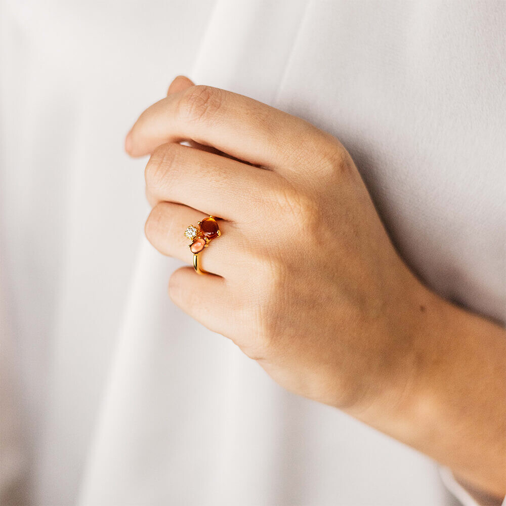 Ring Silber vergoldet Cabuchon Zirkonia Gisser R475 an Hand