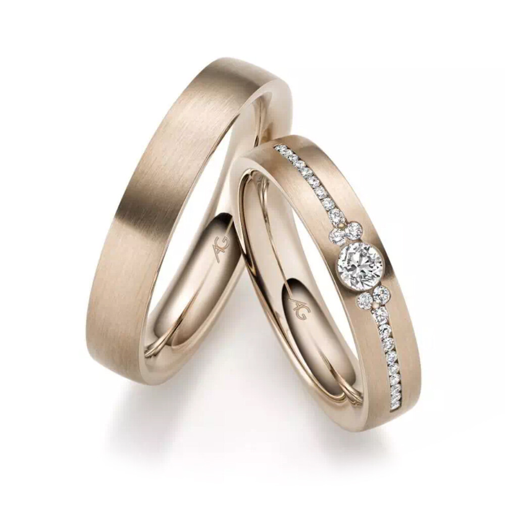 Gerstner Trauringe Haselnussgold 4/31329/4.5 & 31329/4.5