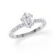 Hollywood Ring Emerald Platin Rubin 1881